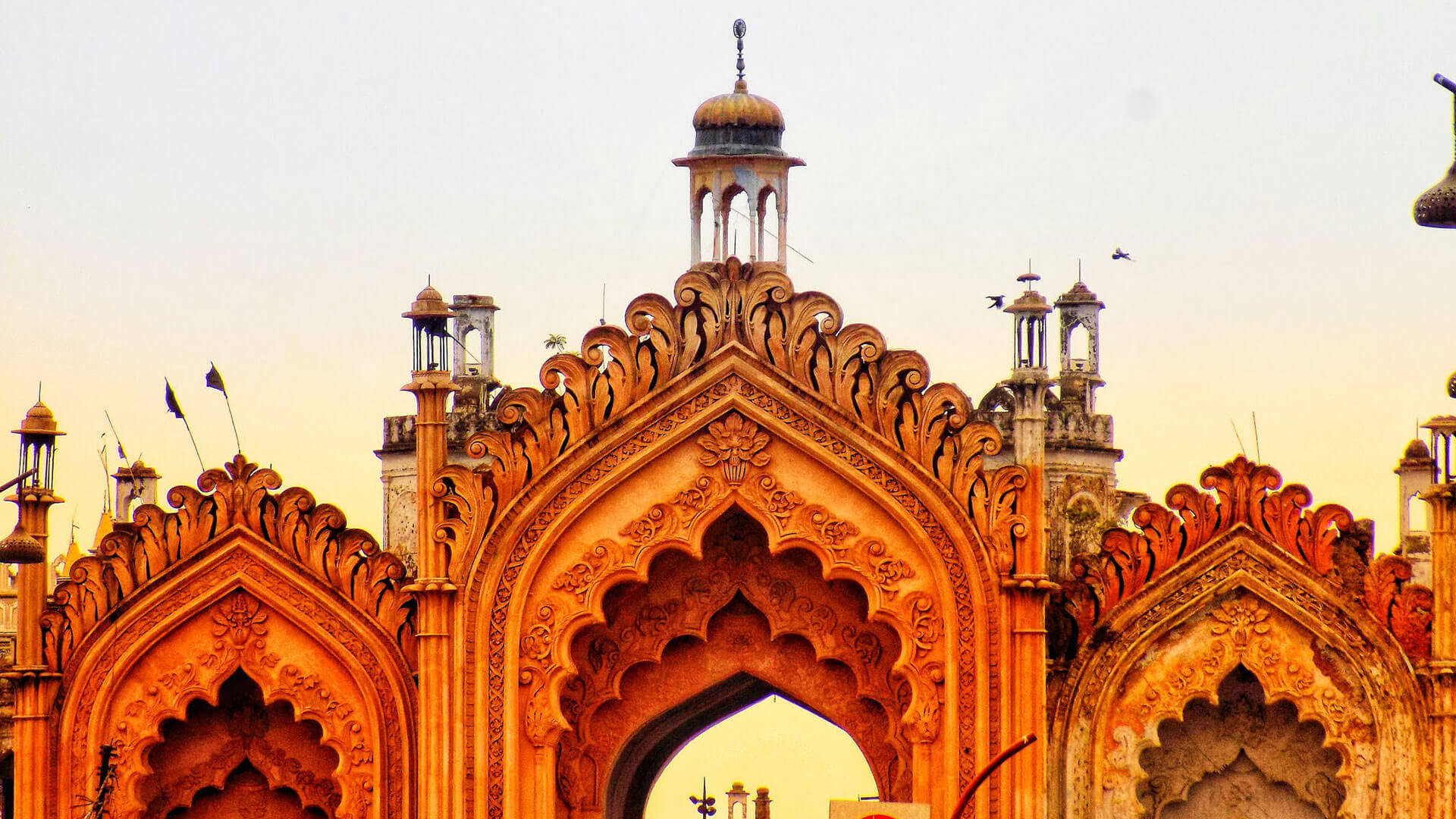 Get Rumi Darwaza Lucknow Uttar Pradesh Background