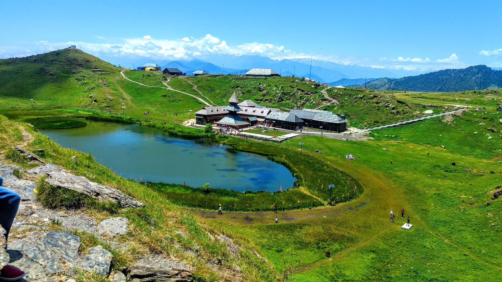 Parashar_Lake_Attractions