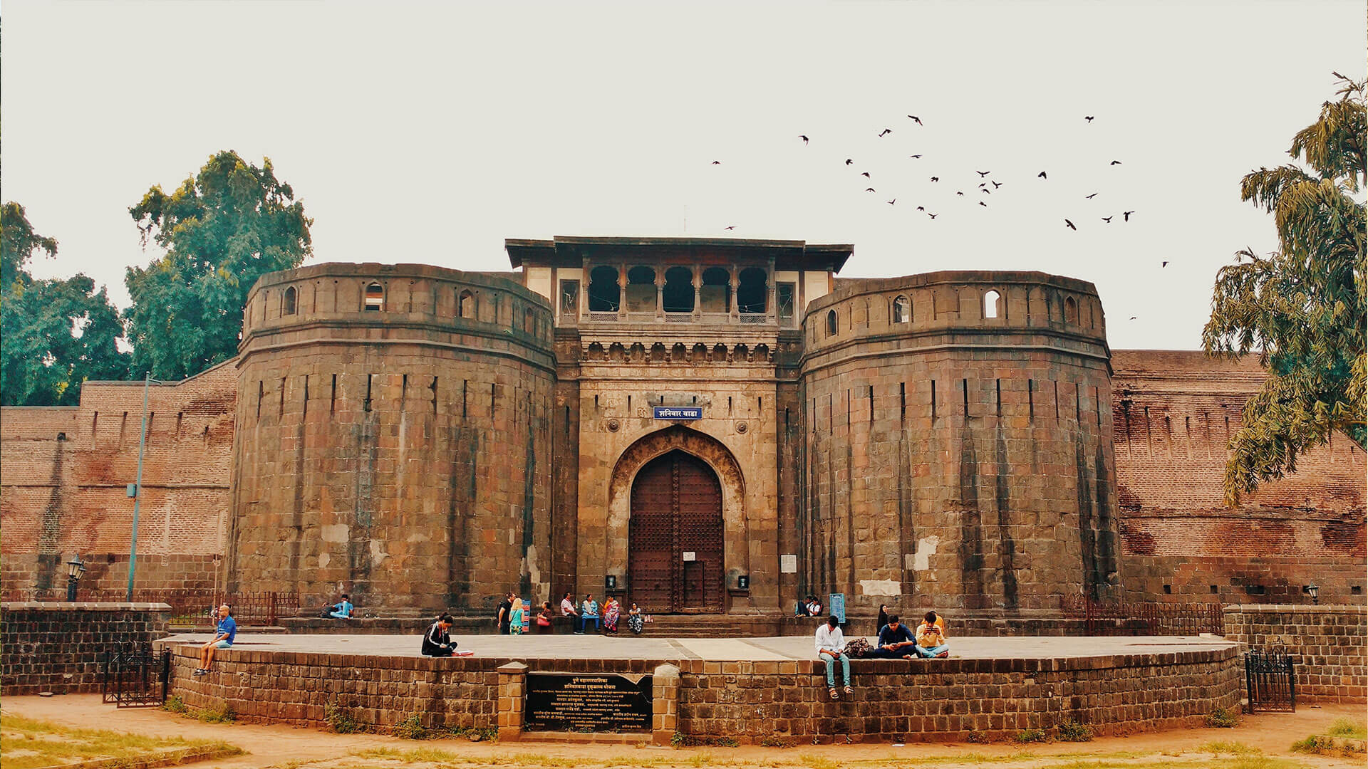 Shaniwar Wada Fort Pune | Places to Visit in Pune | Adotrip