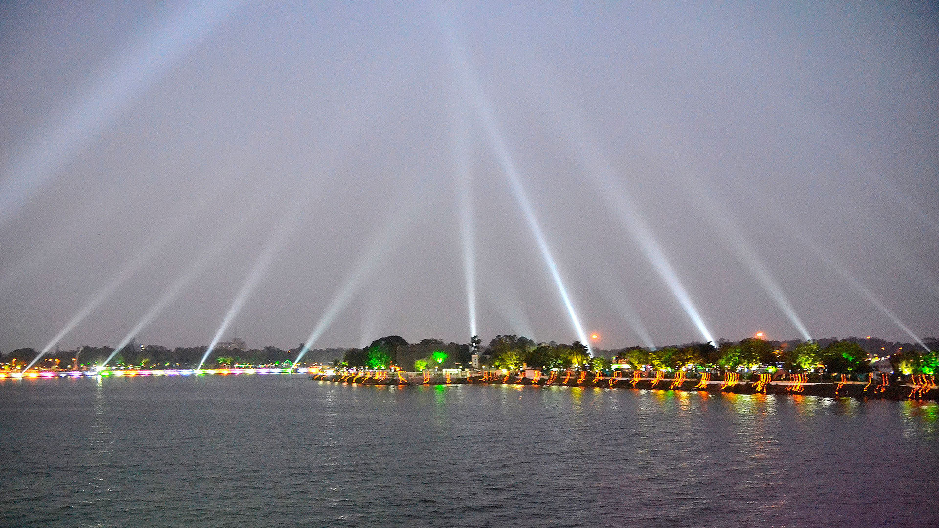 Kankaria_Lake_Attractions