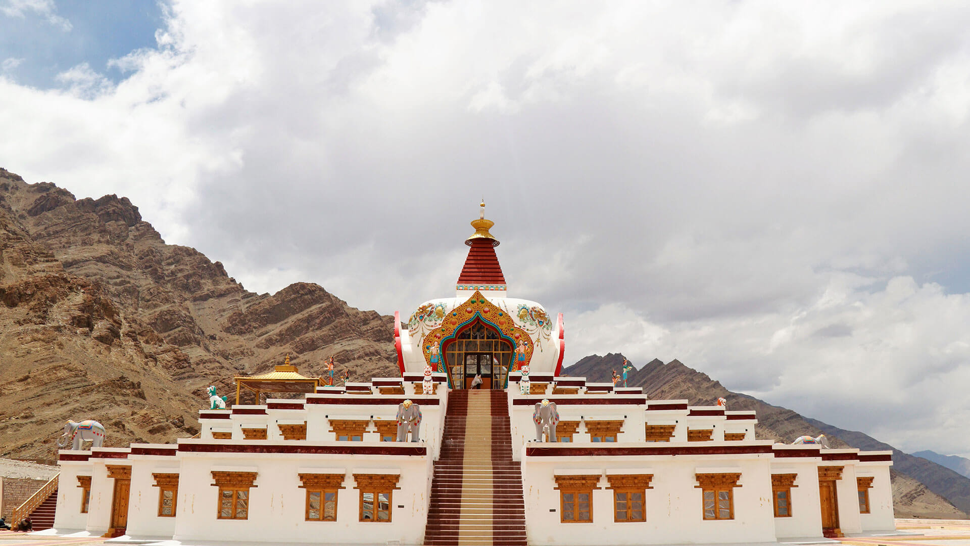 Hemis_Attractions