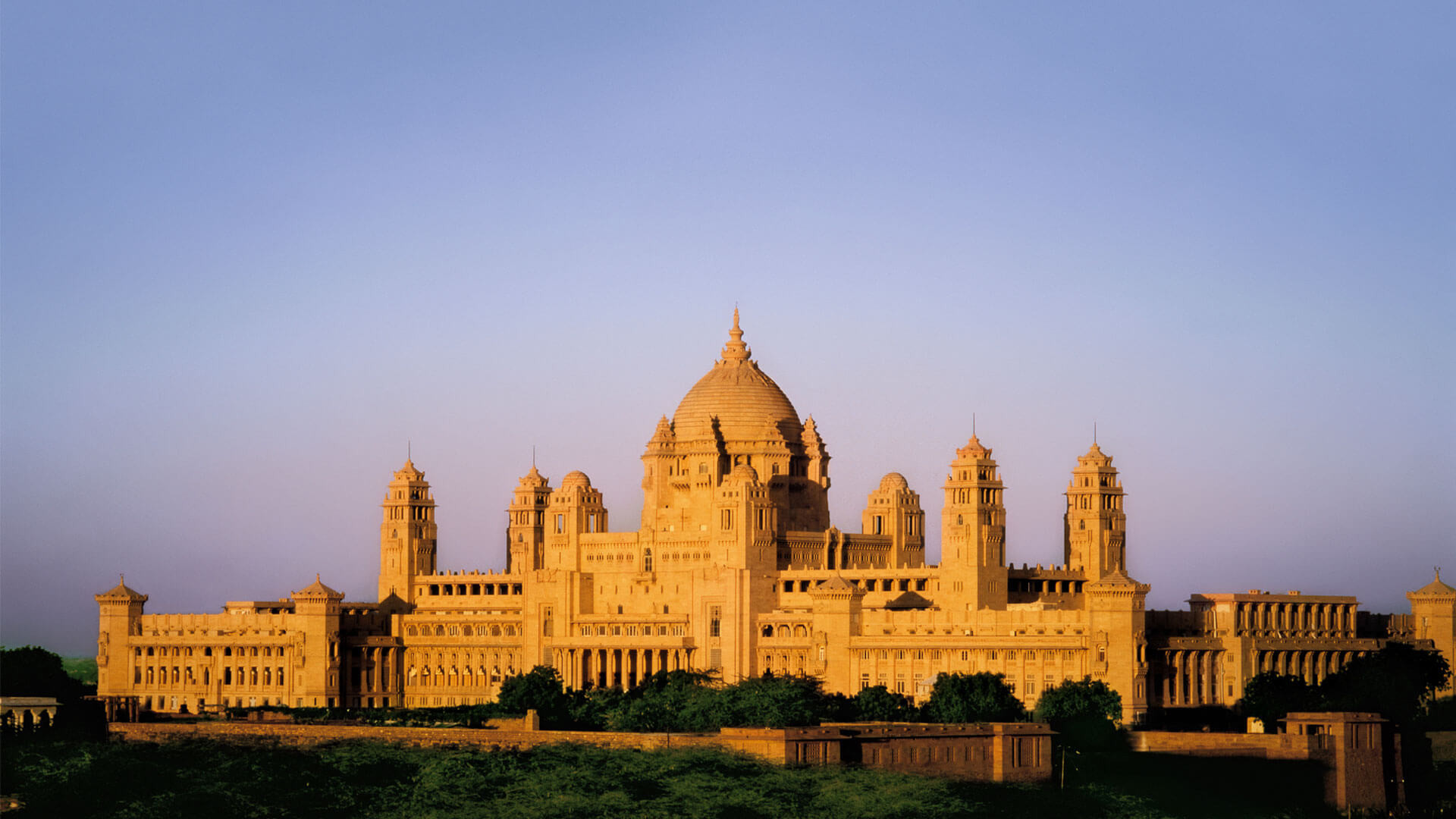Umaid_Bhawan_Palace_Attractions