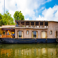 Chunnambar_Boat_House_Attractions