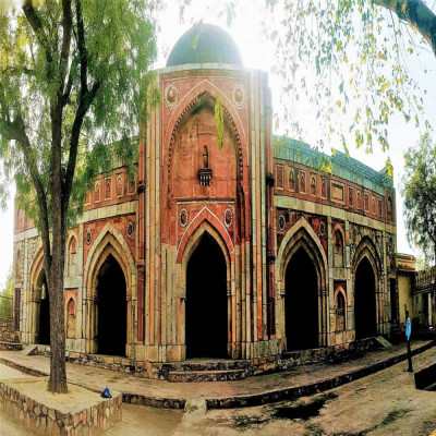 Jamali_Kamali_Mosque_And_Tomb_Delhi_Master_Image_Blog
