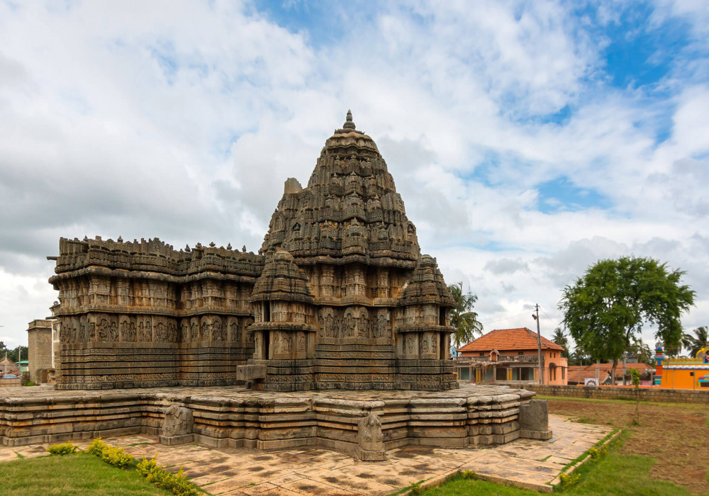 mandya surrounding tourist places