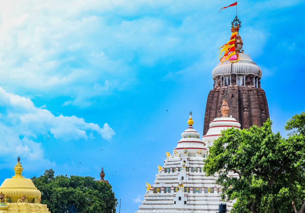 puri tourist season