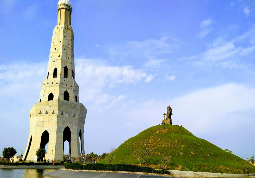 Mohali_Sight_Seeing_Tour