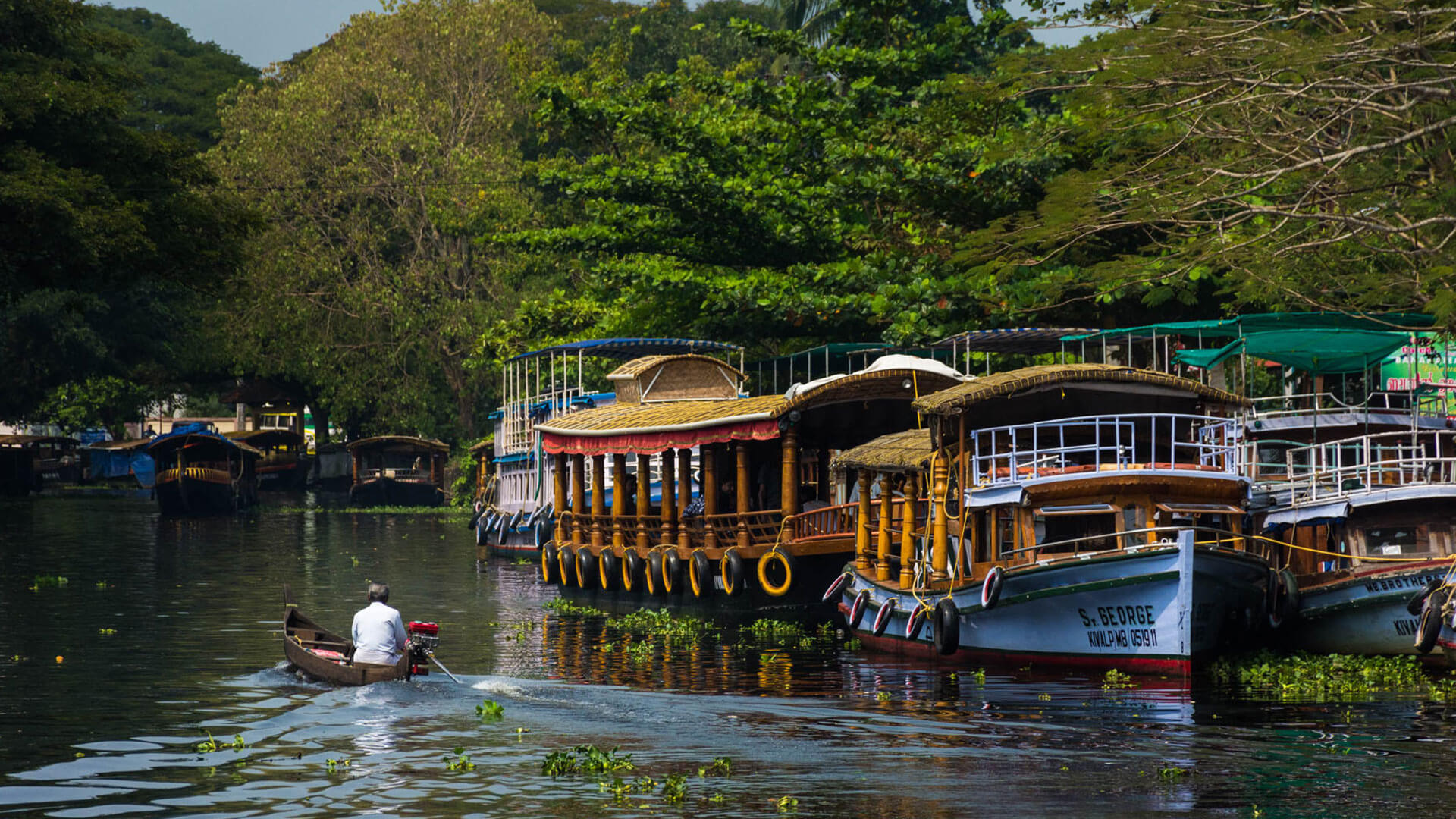 alappuzha backwater tourism