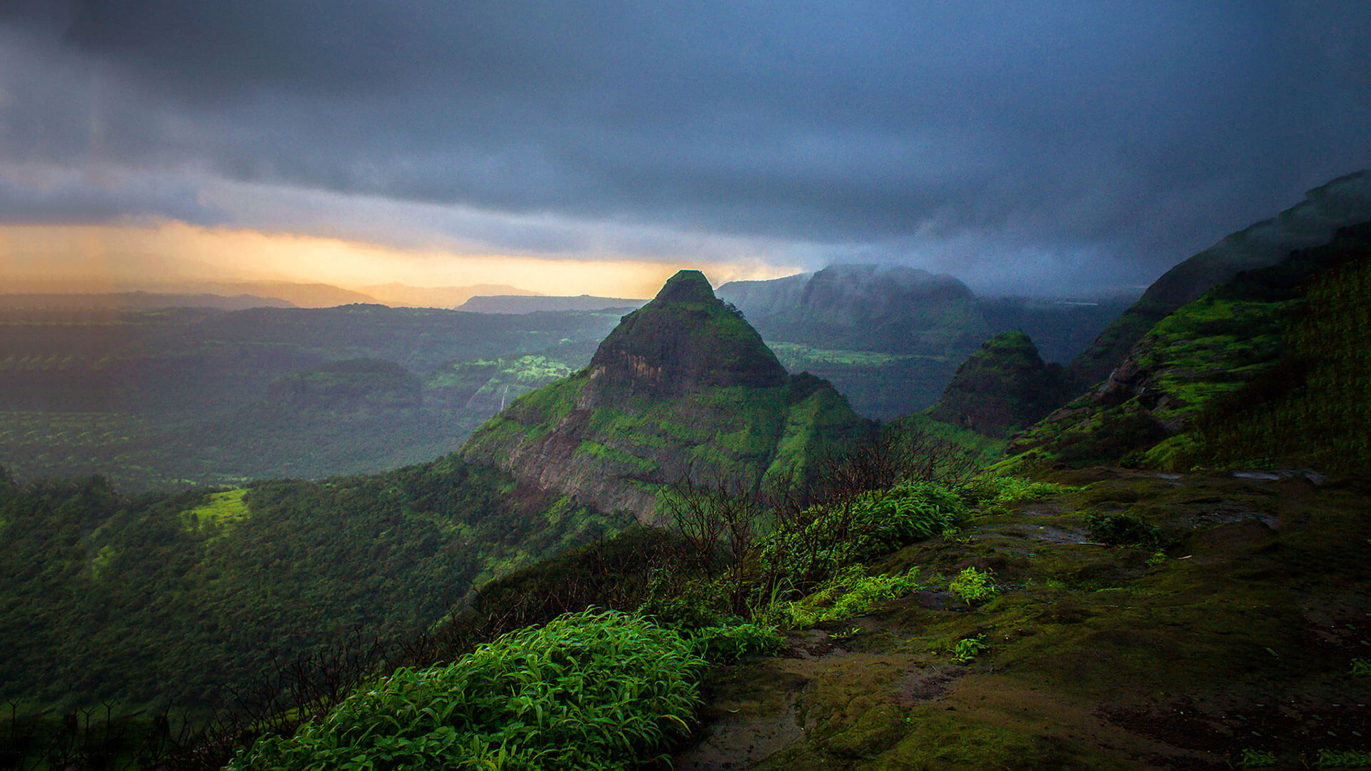 lonavala maharashtra tourist places