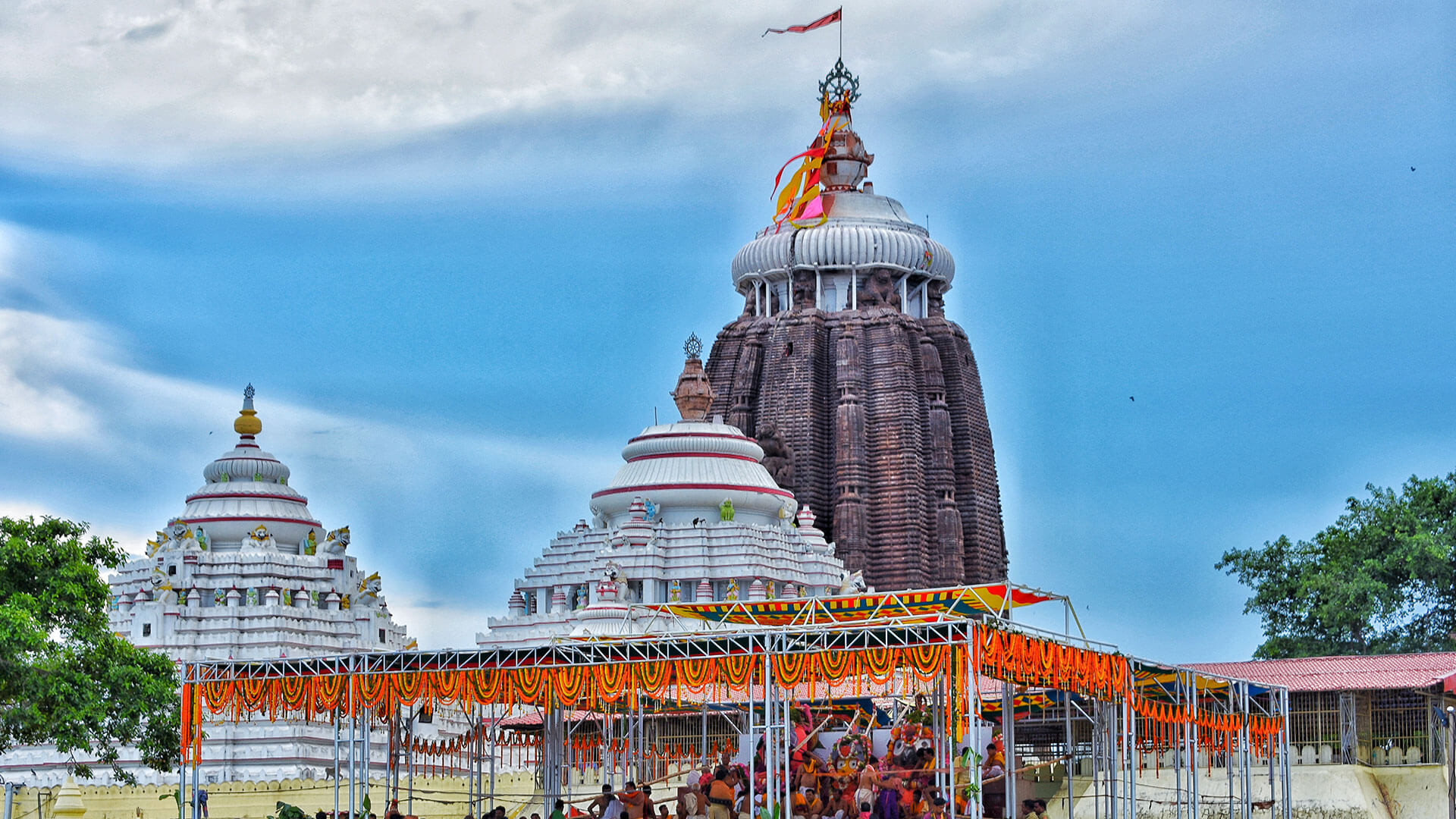 puri tourist season