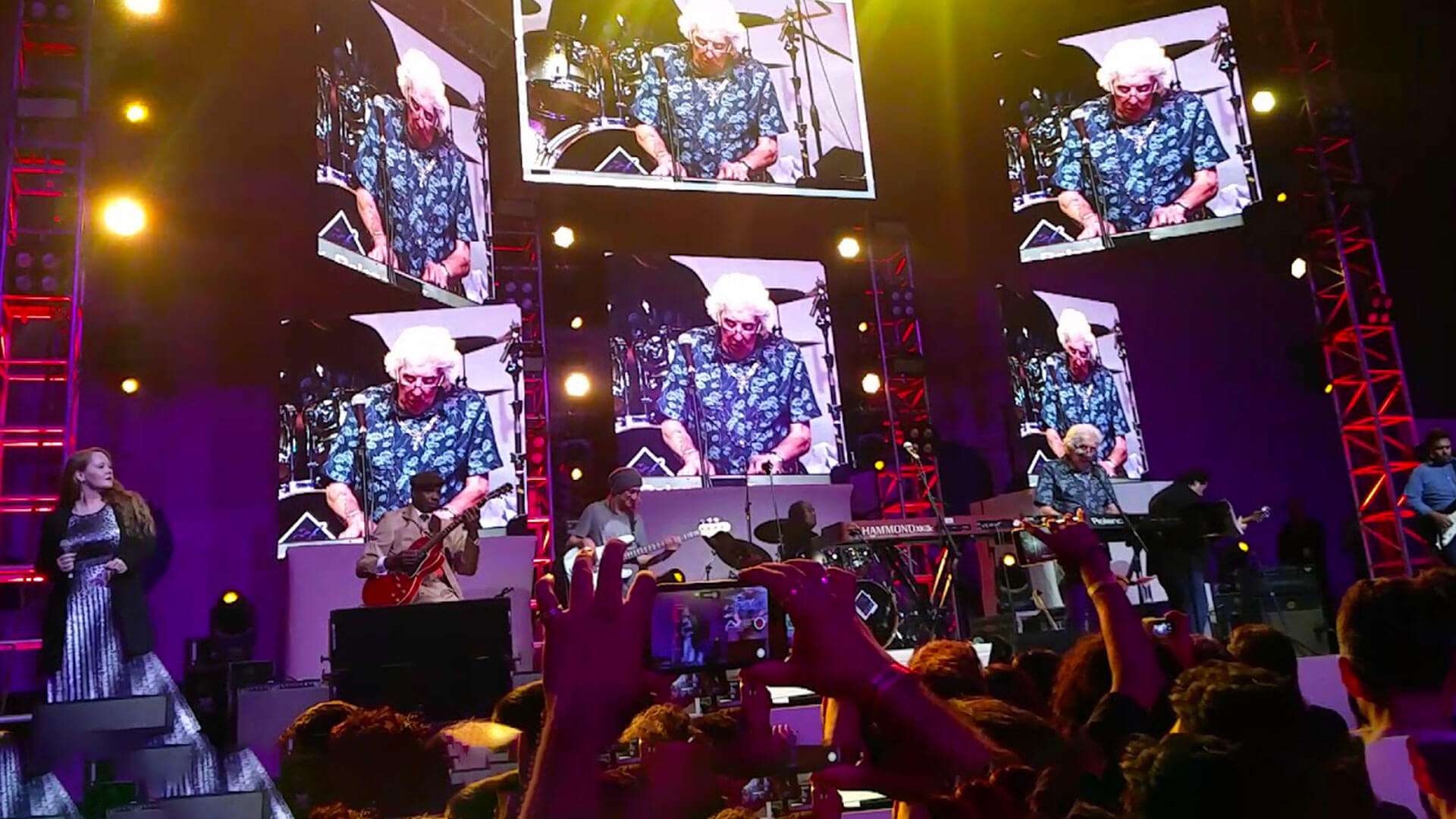 Mahindra_Blues_Festival_Attractions